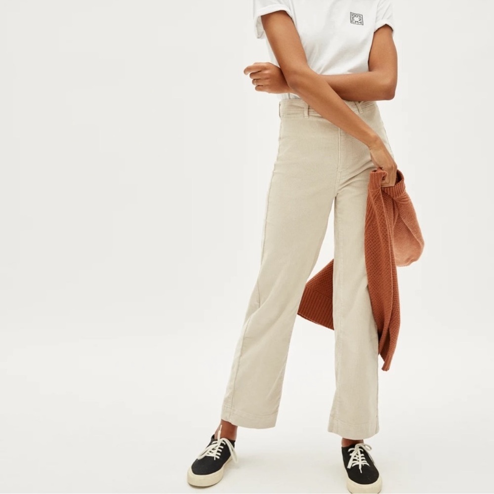 Everlane Corduroy Wide-Leg Pant in Sandstone